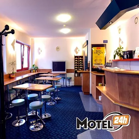 Motel 24h 2*